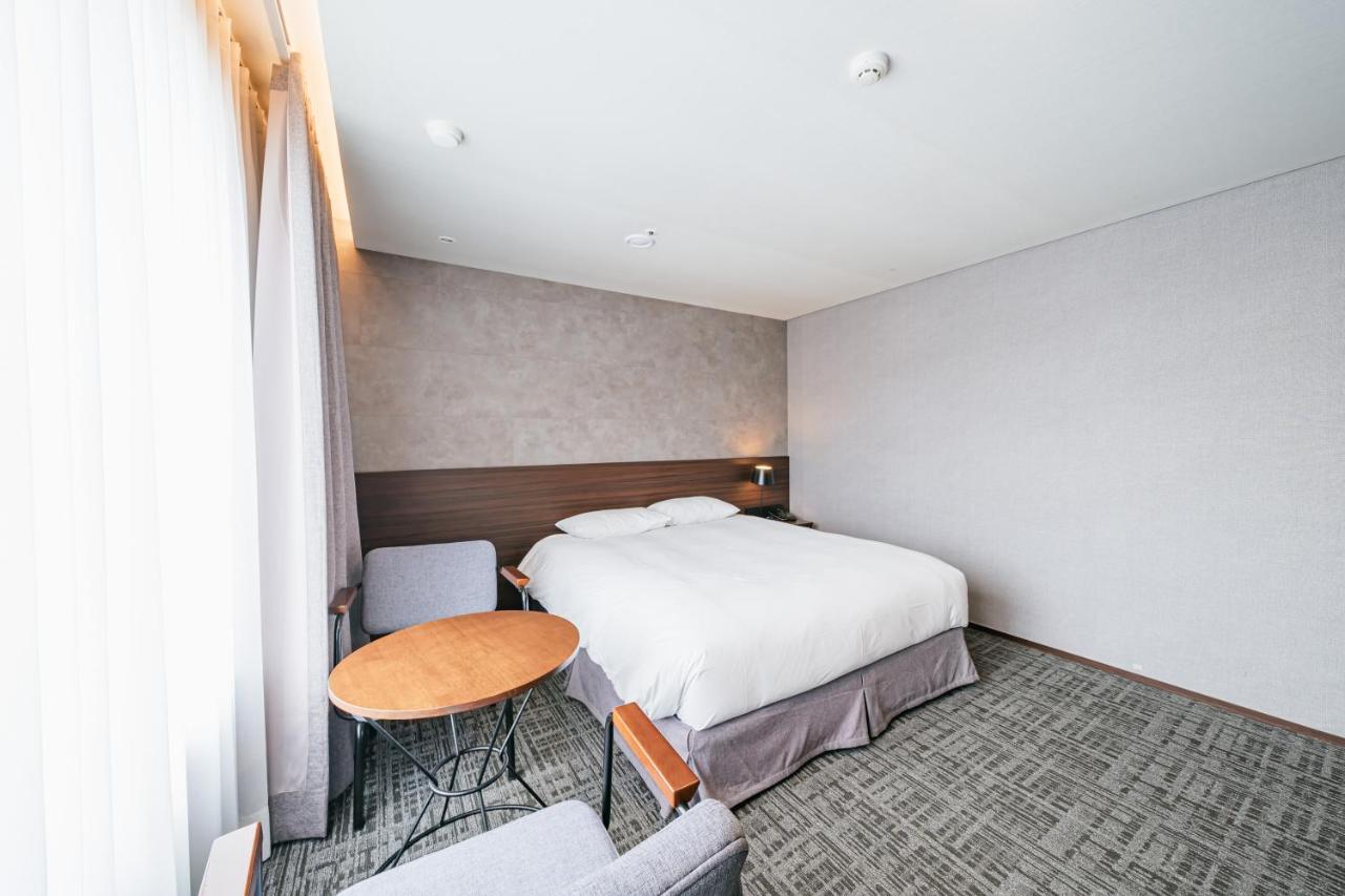 Hotel With City Jeju Exteriör bild